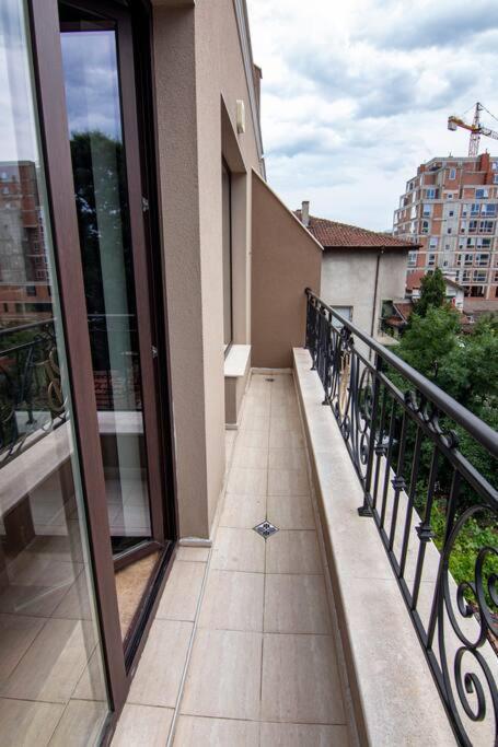 With Private Parking Apartament Sofia